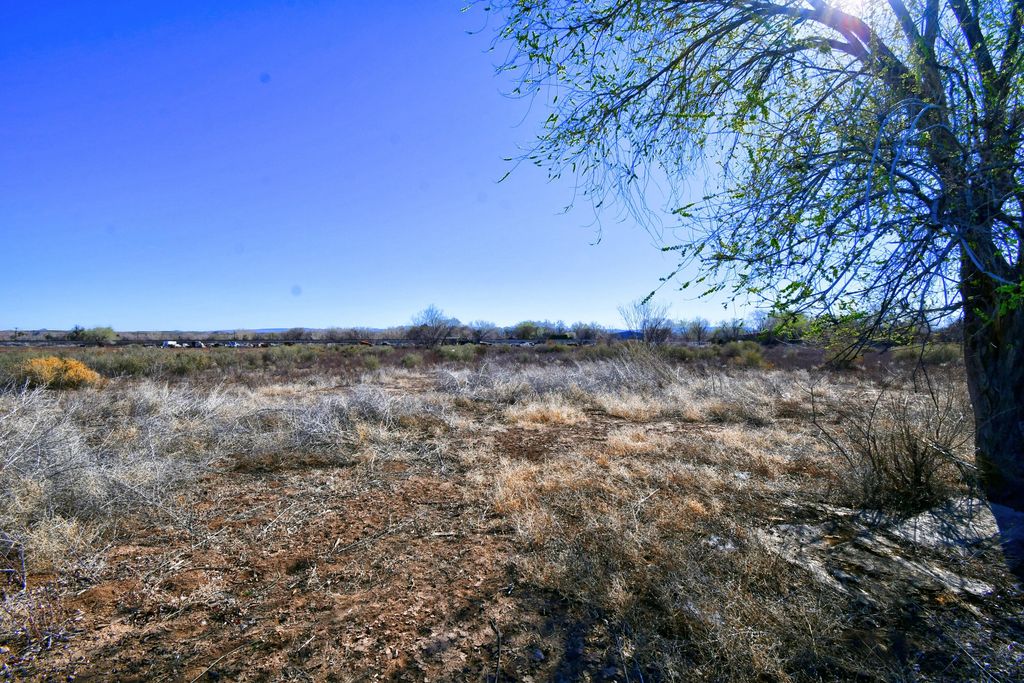 Image 10 of property listing at 1208 Cuba Road, Socorro, NM 87801