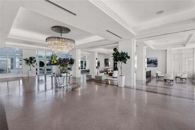 3739 Collins Ave N-503, Miami Beach, FL 33140