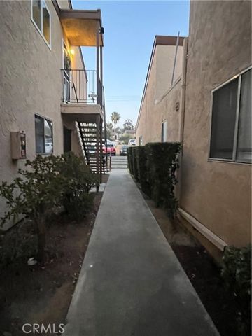 1051 Rock Springs, Escondido, CA 92026