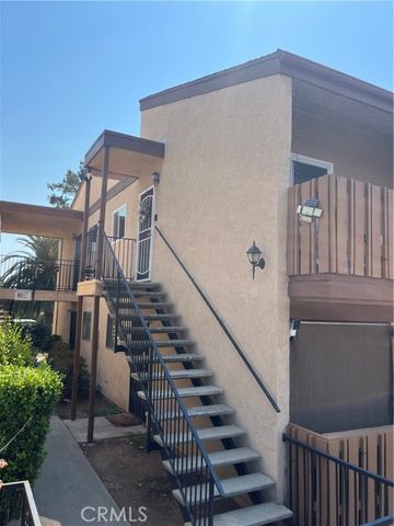 1051 Rock Springs, Escondido, CA 92026