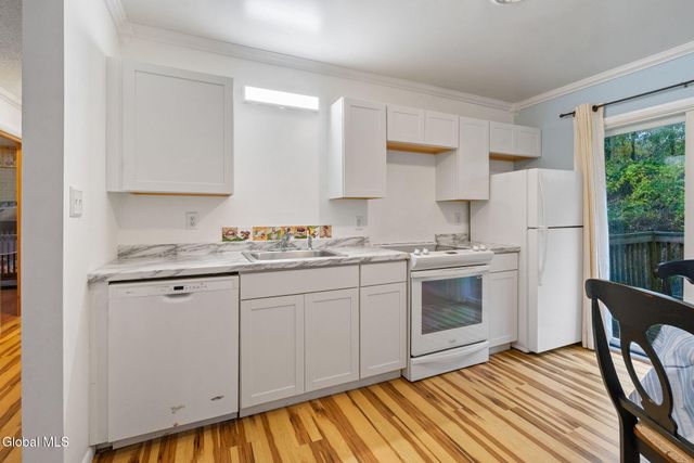 25A Pine Lane 6A, Albany, NY 12203