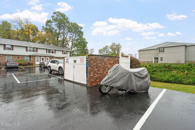 25A Pine Lane 6A, Albany, NY 12203