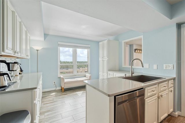 2617 COVE CAY DRIVE 711, Clearwater, FL 33760