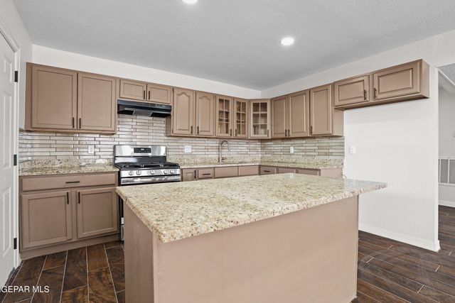 10256 SHARP Drive, El Paso, TX 79924