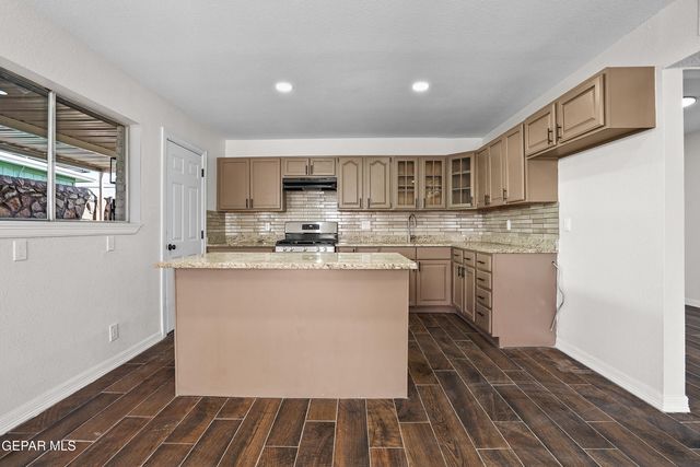 10256 SHARP Drive, El Paso, TX 79924