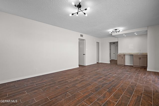 10256 SHARP Drive, El Paso, TX 79924