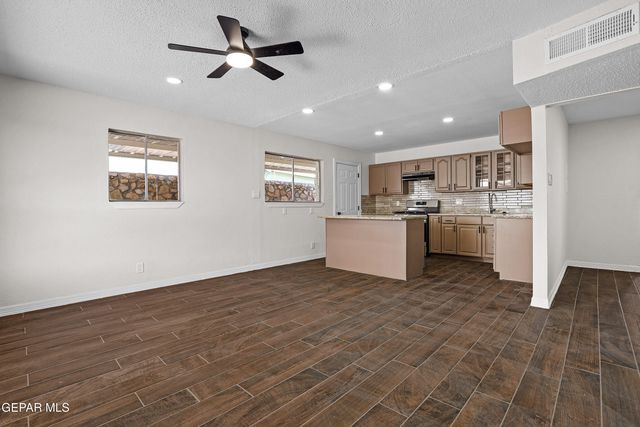 10256 SHARP Drive, El Paso, TX 79924