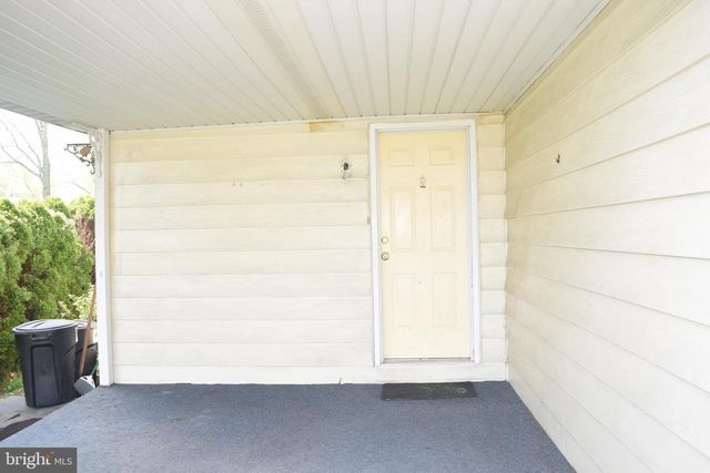 613 STREAM VIEW DR, North Wales, PA 19454