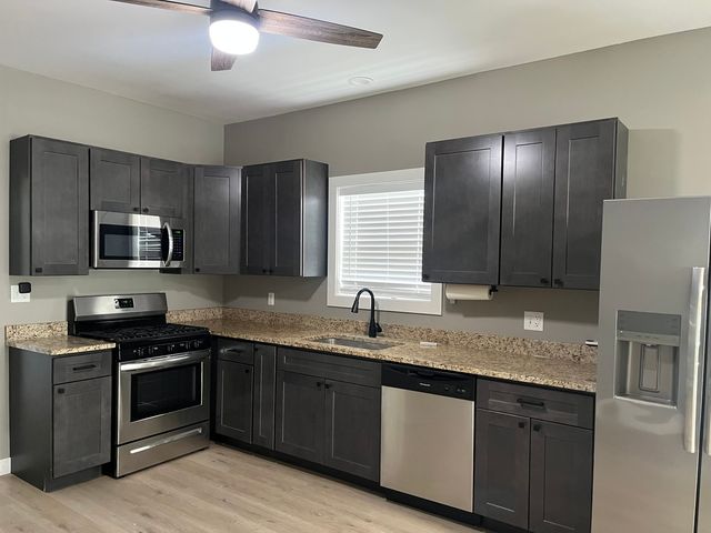 111 E 34th Street, Steger, IL 60475