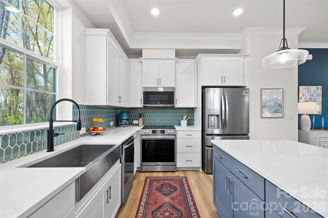 3225 Zenith Lane, Charlotte, NC 28205