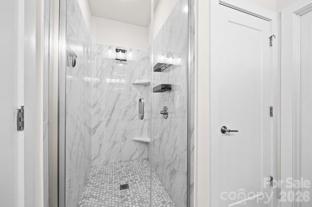 3225 Zenith Lane, Charlotte, NC 28205