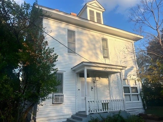 209 N Preston Street, Ennis, TX 75119