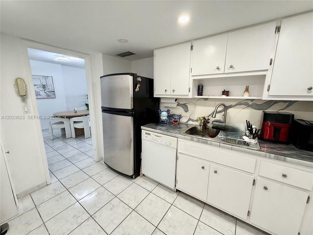 400 Kings Point Dr 928, Sunny Isles Beach, FL 33160