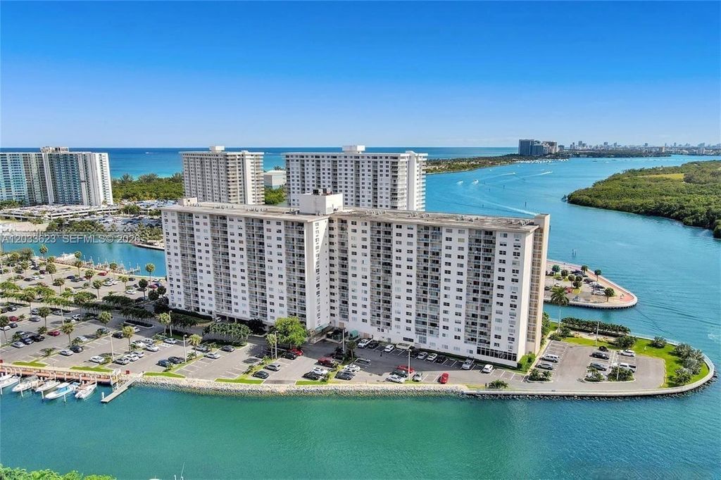 400 Kings Point Dr 928, Sunny Isles Beach, FL 33160