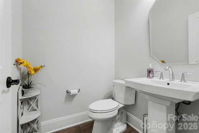 14605 Crosswater Lane, Charlotte, NC 28278