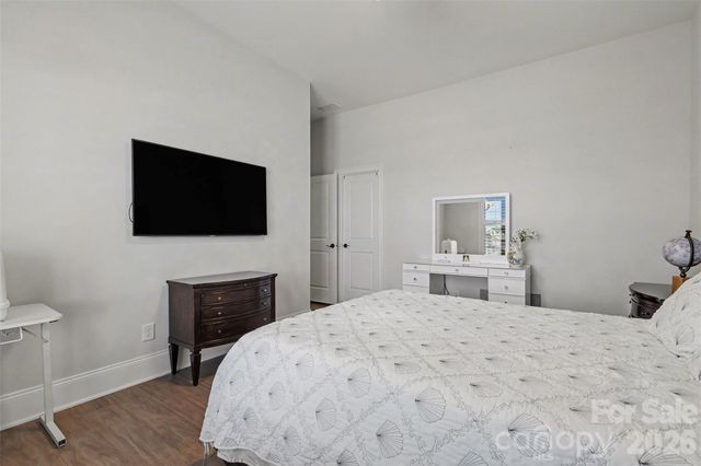 14605 Crosswater Lane, Charlotte, NC 28278