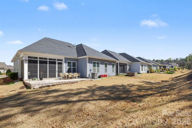 14605 Crosswater Lane, Charlotte, NC 28278