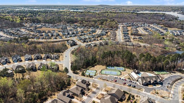 14605 Crosswater Lane, Charlotte, NC 28278