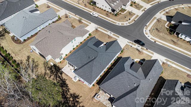 14605 Crosswater Lane, Charlotte, NC 28278