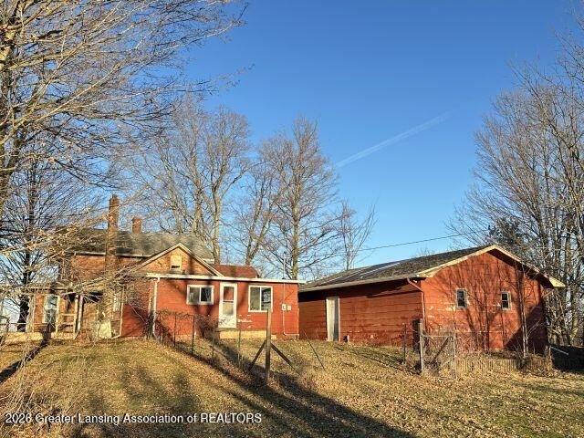 8733 S Cochran Road, Olivet, MI 49076