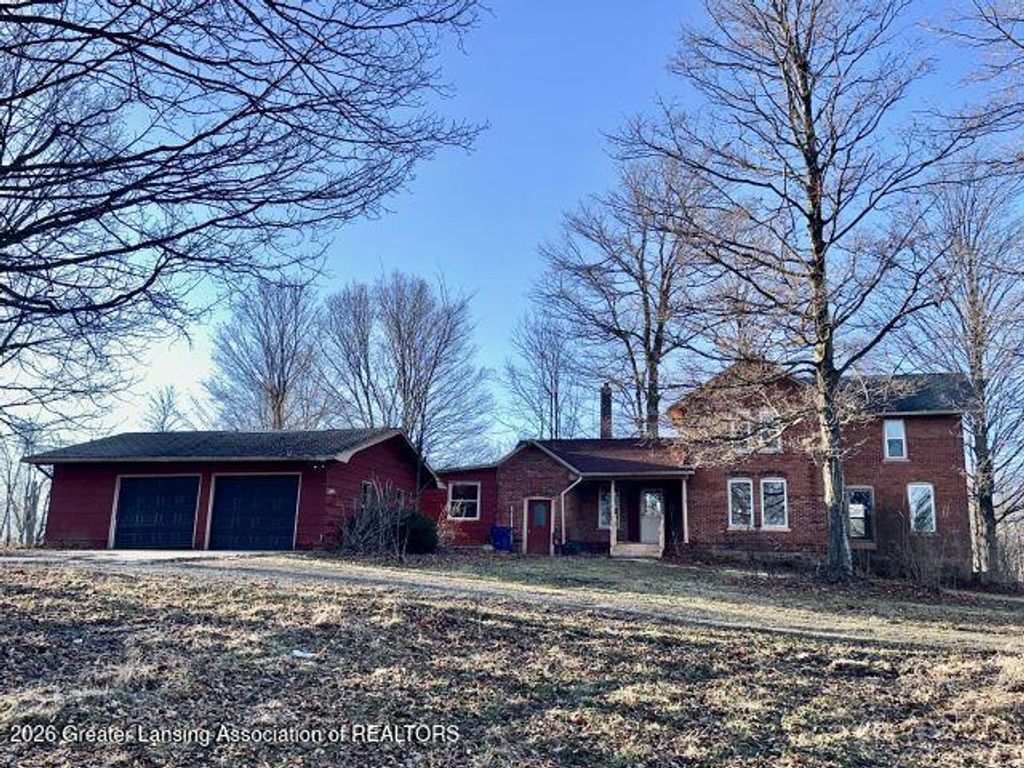 8733 S Cochran Road, Olivet, MI 49076