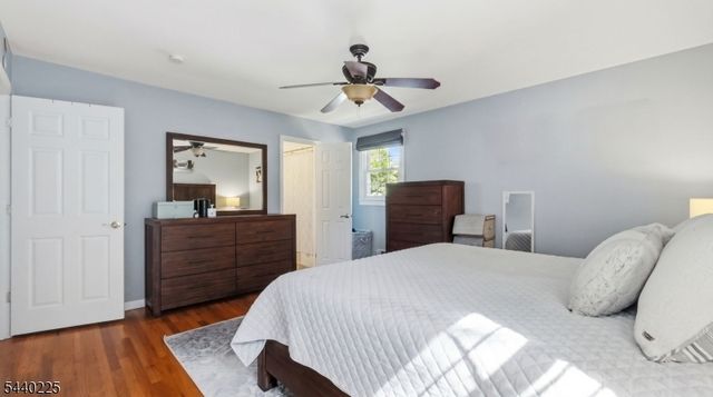 11 Hillside Dr, Clinton Town, NJ 08809