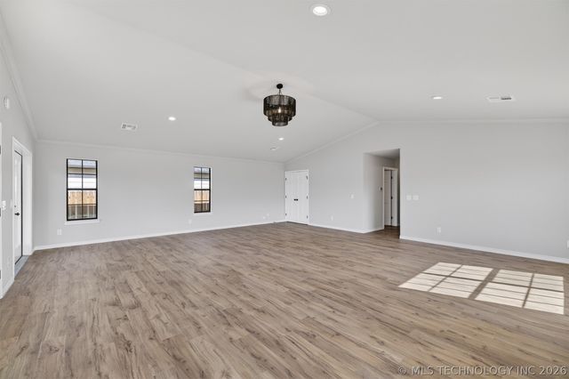 2102 W 58th Street, Tulsa, OK 74107