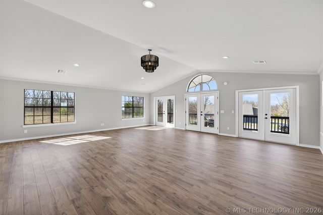 2102 W 58th Street, Tulsa, OK 74107