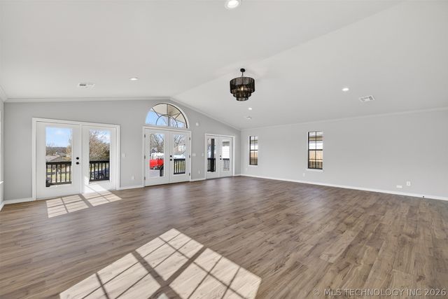 2102 W 58th Street, Tulsa, OK 74107