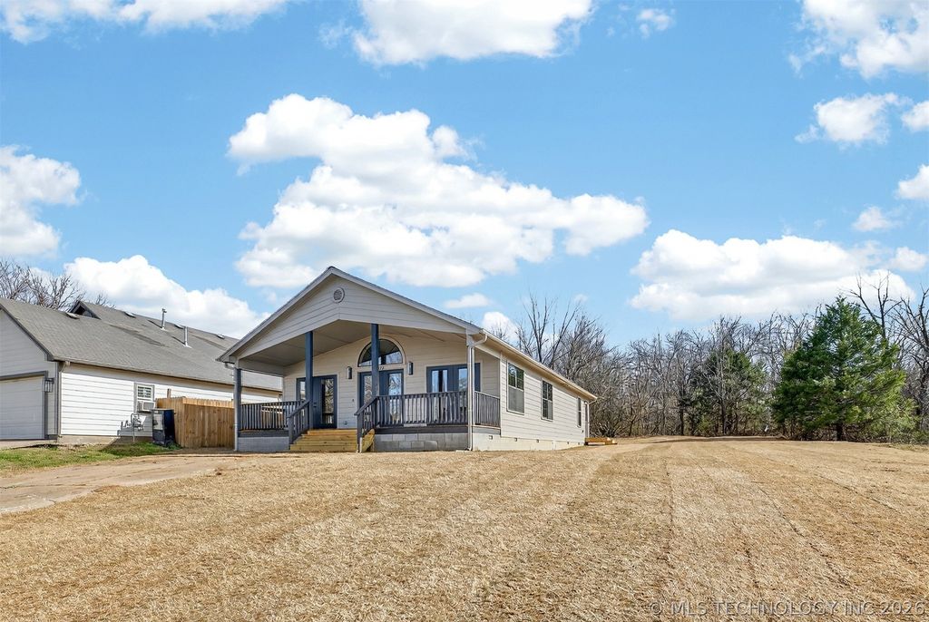 2102 W 58th Street, Tulsa, OK 74107