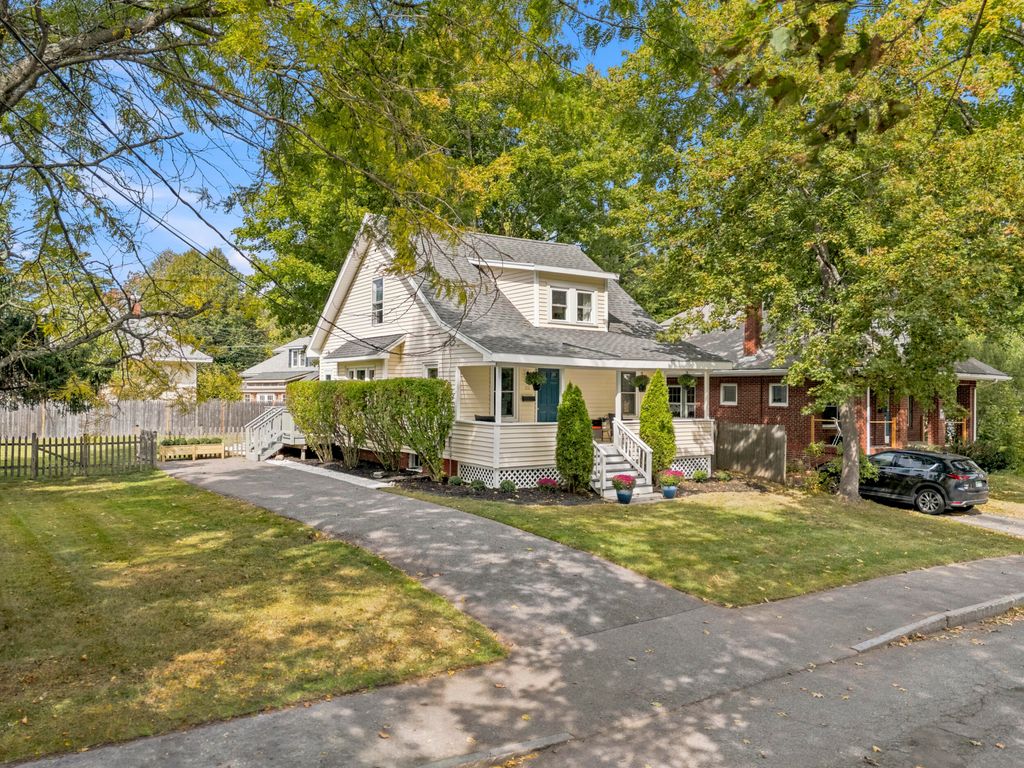 52 Dennett Street, Portland, ME 04102 — exterior