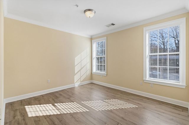 3520 Central Ave Apt 207, Memphis, TN 38111