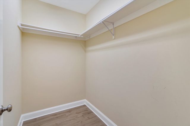 3520 Central Ave Apt 207, Memphis, TN 38111