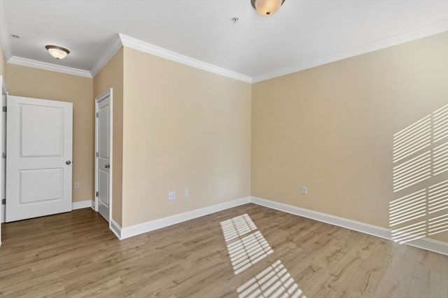 3520 Central Ave Apt 207, Memphis, TN 38111