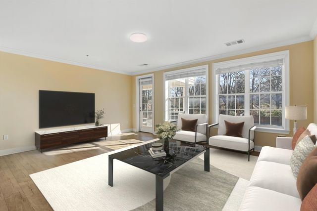 3520 Central Ave Apt 207, Memphis, TN 38111