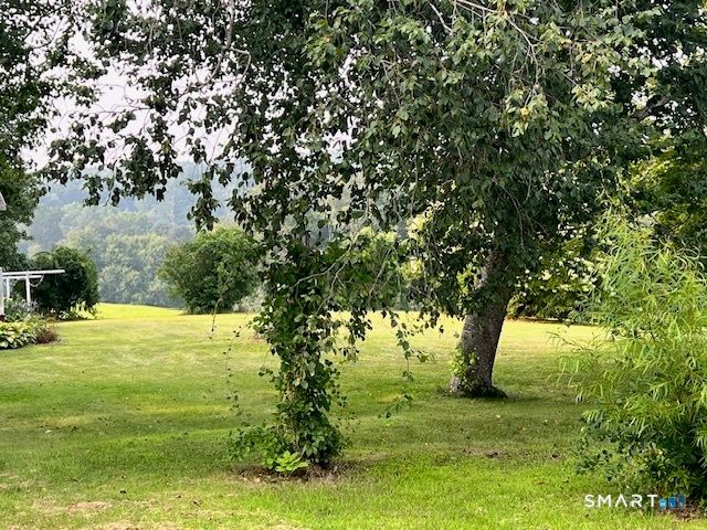 78 East Quasset Road, Woodstock, CT 06281