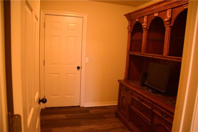 4946 W Waverly Road, Fayetteville, AR 72704