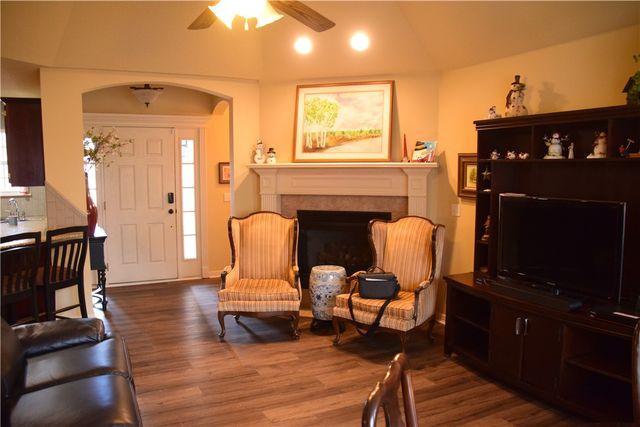 4946 W Waverly Road, Fayetteville, AR 72704