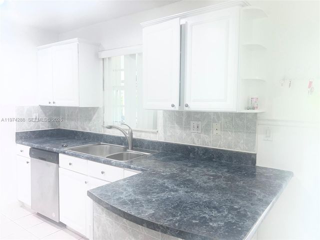 26120 SW 130th Ave, Homestead, FL 33032