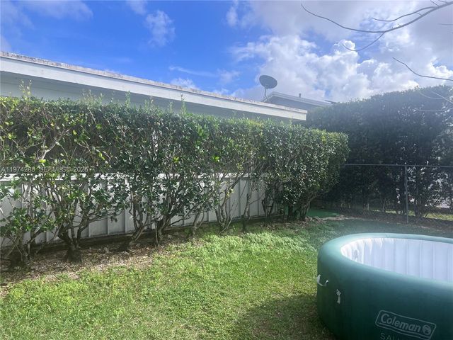 26120 SW 130th Ave, Homestead, FL 33032