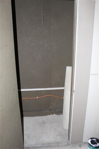 6306 NEWTOWN CIRCLE 6B4, Tampa, FL 33615