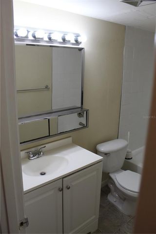 6306 NEWTOWN CIRCLE 6B4, Tampa, FL 33615