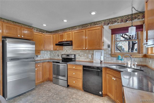 10259 Warner Gulf Road, Sardinia, NY 14080