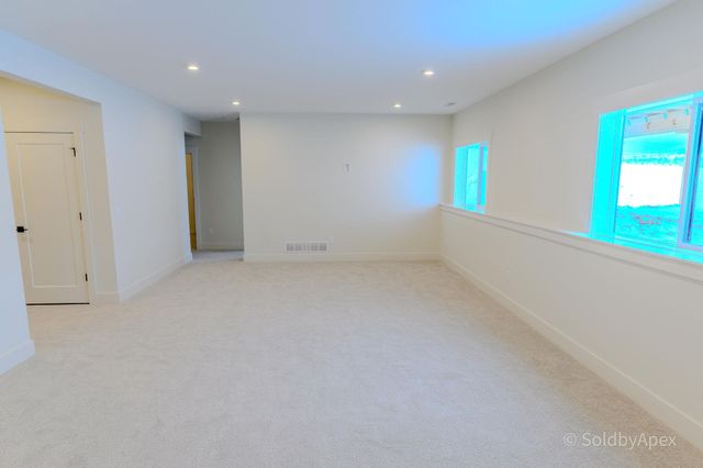 10071 Hideaway Court Se 20, Gaines Twp, MI 49316