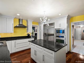 35518 Woodfield Drive, Farmington Hills, MI 48331