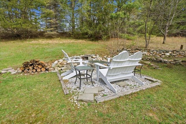 895 Barber Pond Road, Pownal, VT 05261