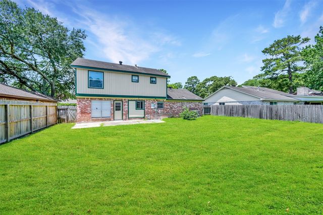 23814 English Oak Drive, Spring, TX 77373