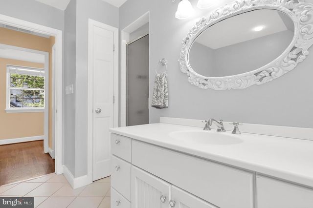 4822 BROAD BROOK DR, Bethesda, MD 20814