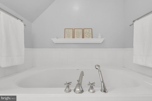 4822 BROAD BROOK DR, Bethesda, MD 20814