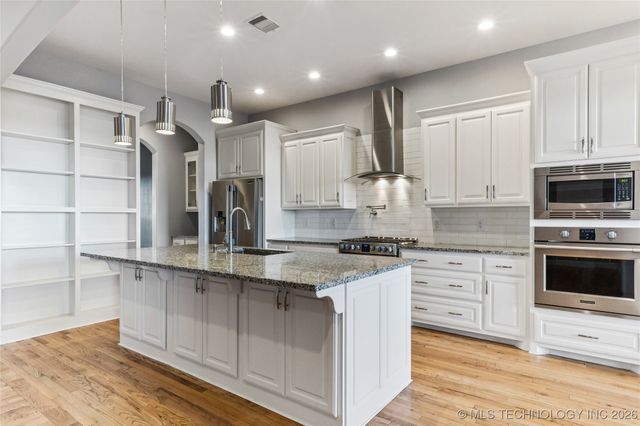 24733 W Old Highway 33 Highway, Sapulpa, OK 74066